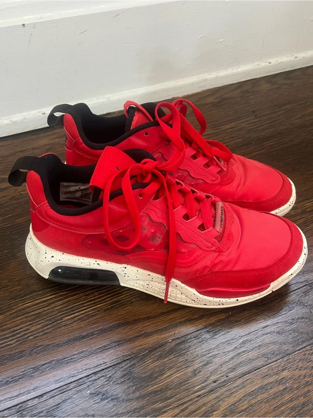 Men’s Red Jordan Max 200 sneakers